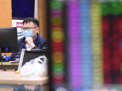 Thực ảo kỳ vọng thoái vốn tạo sóng cổ phiếu 